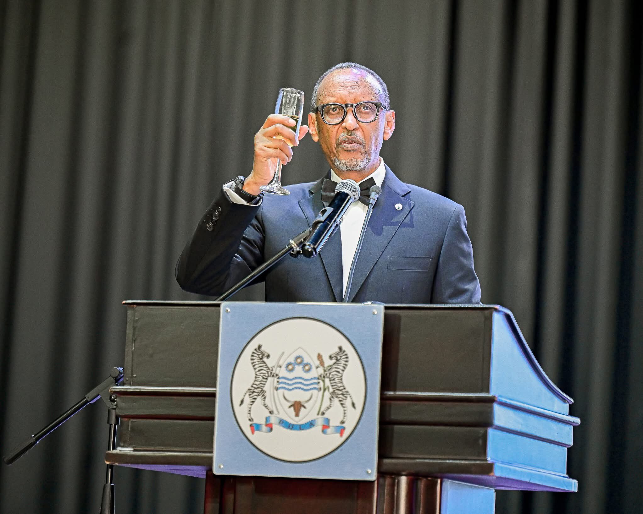 Perezida Kagame yavuze ko Afurika ifite abanyempano benshi 