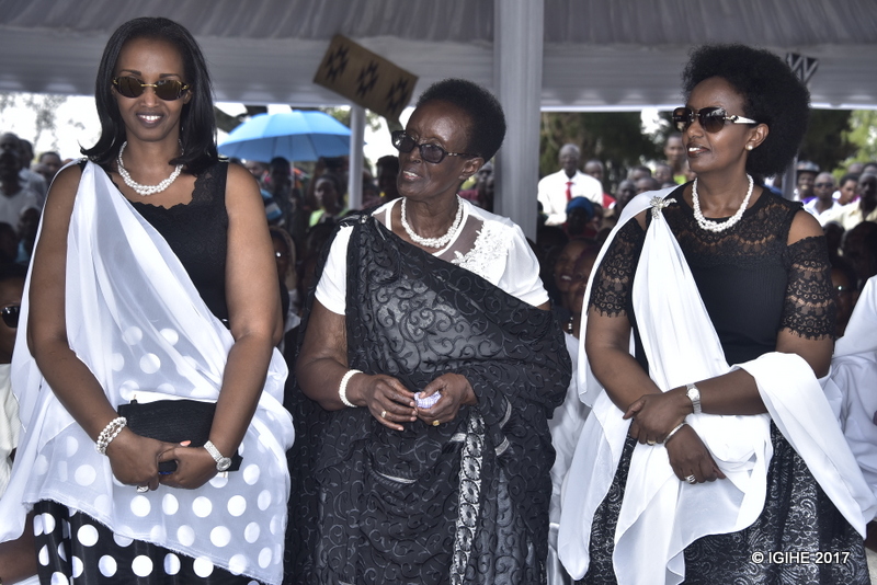 Umwami Kigeli V Ndahindurwa yatabarijwe: Uko umuhango wagenze (Amafoto) |  IGIHE